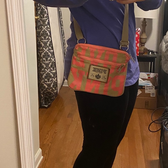 VS PINK RARE canvas crossbody bag - Picture 6 of 6
